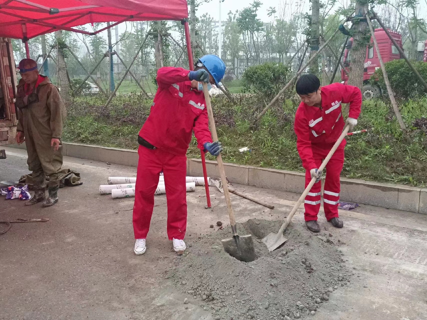 沿滩管道疏通哪家好】及时进行市政管道清淤