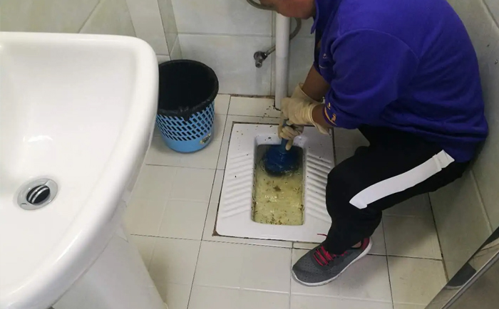 沿滩疏通蹲坑