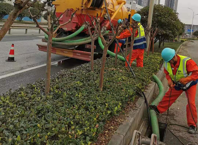 沿滩市政管道清淤
